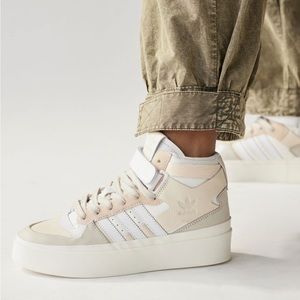 Adidas Fórum Bonenga Mid sneakers